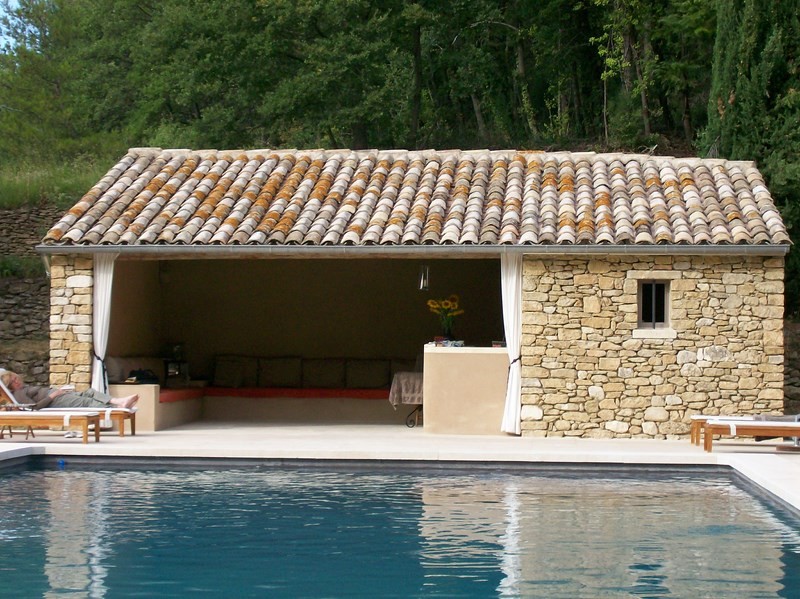 Local technique piscine Vaucluse
