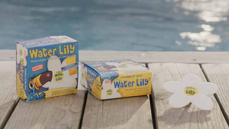 Fleur water lily pompe a creme solaire ligne d'eau Isle sur la sorgue