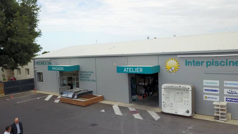 Magasin de vente de produits piscines Bayrol, robots Zodiac et Maytronics