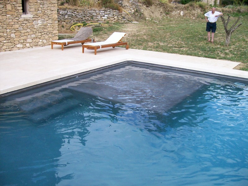 Confection d'un Escalier intérieur, par Inter Piscine le spécialiste de la piscine dans le Luberon et dans tout le Vaucluse