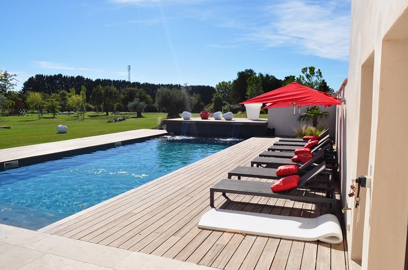 Plage bois piscine Isle sur la sorgue