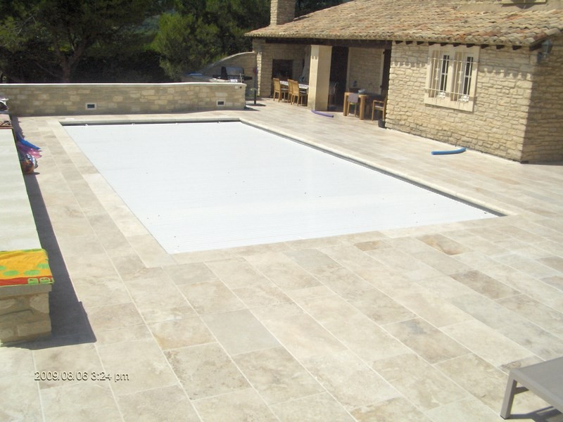 Plages extérieures piscine